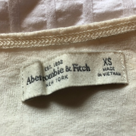 ๐ BNWT ABERCROMBIE long sleeve crop top - Picture 4 of 8
